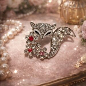 Elegant Silver Tone Fox Rhinestone Brooch with Pink Accents NWT